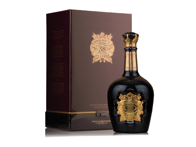 Rượu Chivas Royal Salute 38 năm