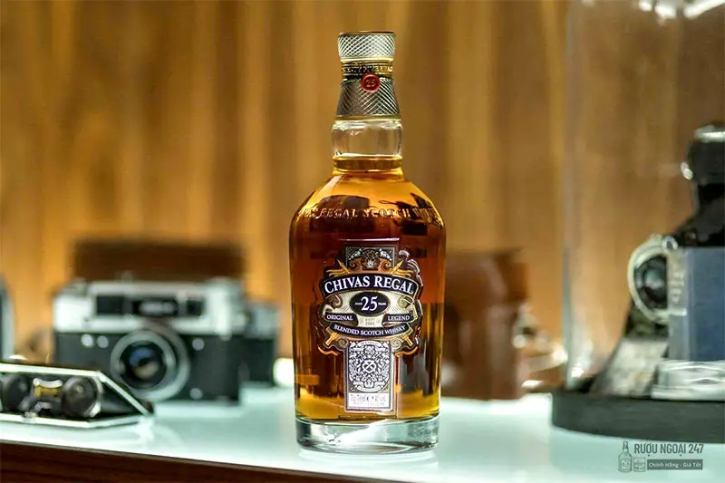 Rượu Chivas 25 giá bao nhiêu?