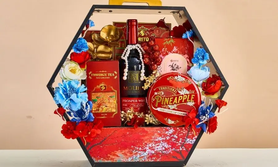 rượu món quà Tết truyền thống