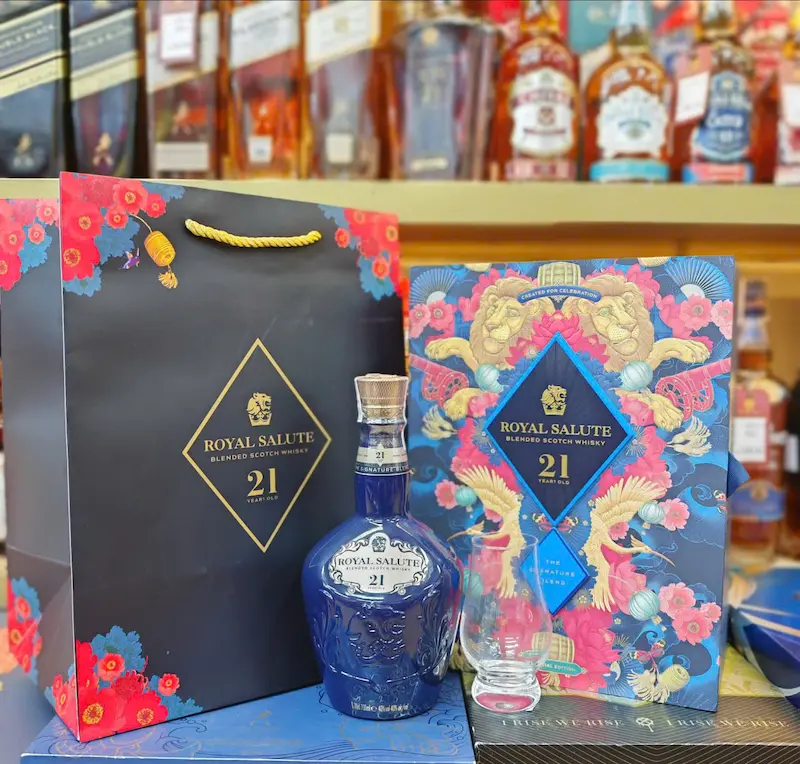 Chivas 21 Hộp Quà 2026 3 Chivas 21 Hộp Quà 2026